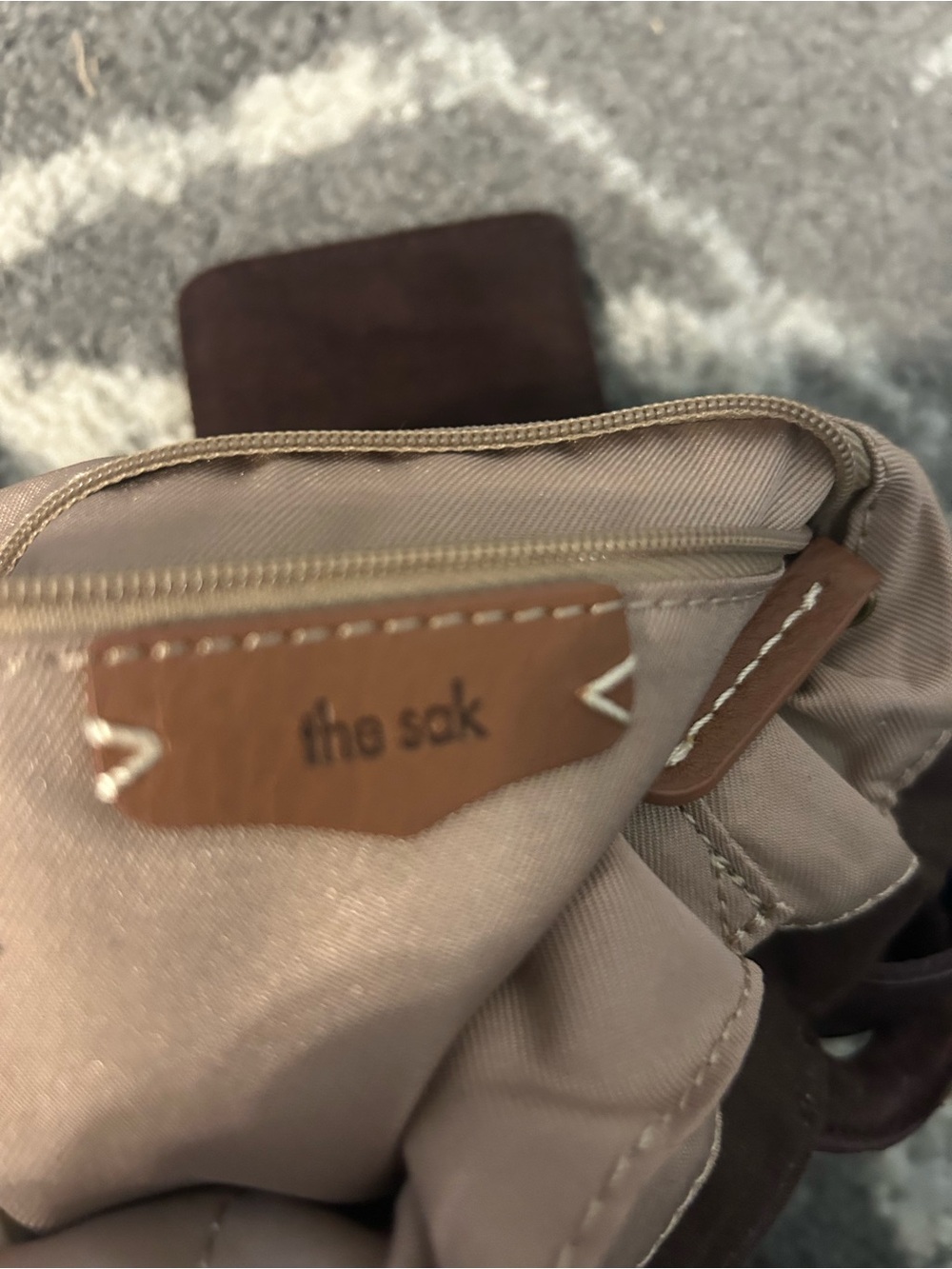 The Sak Los Feliz brown suede crossbody - Picture 10 of 10